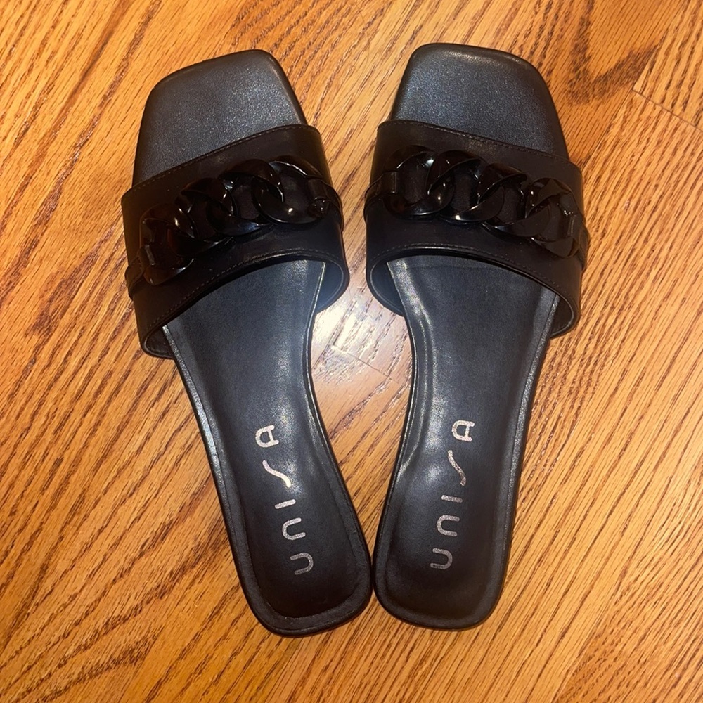 Unisa Sandals
